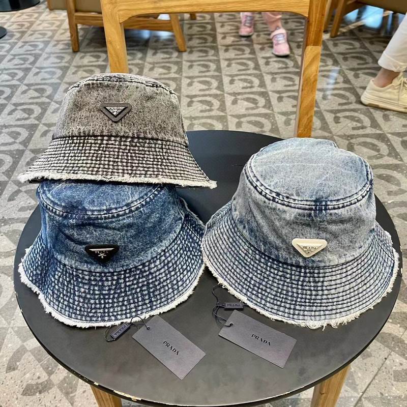 Prada hat 071620